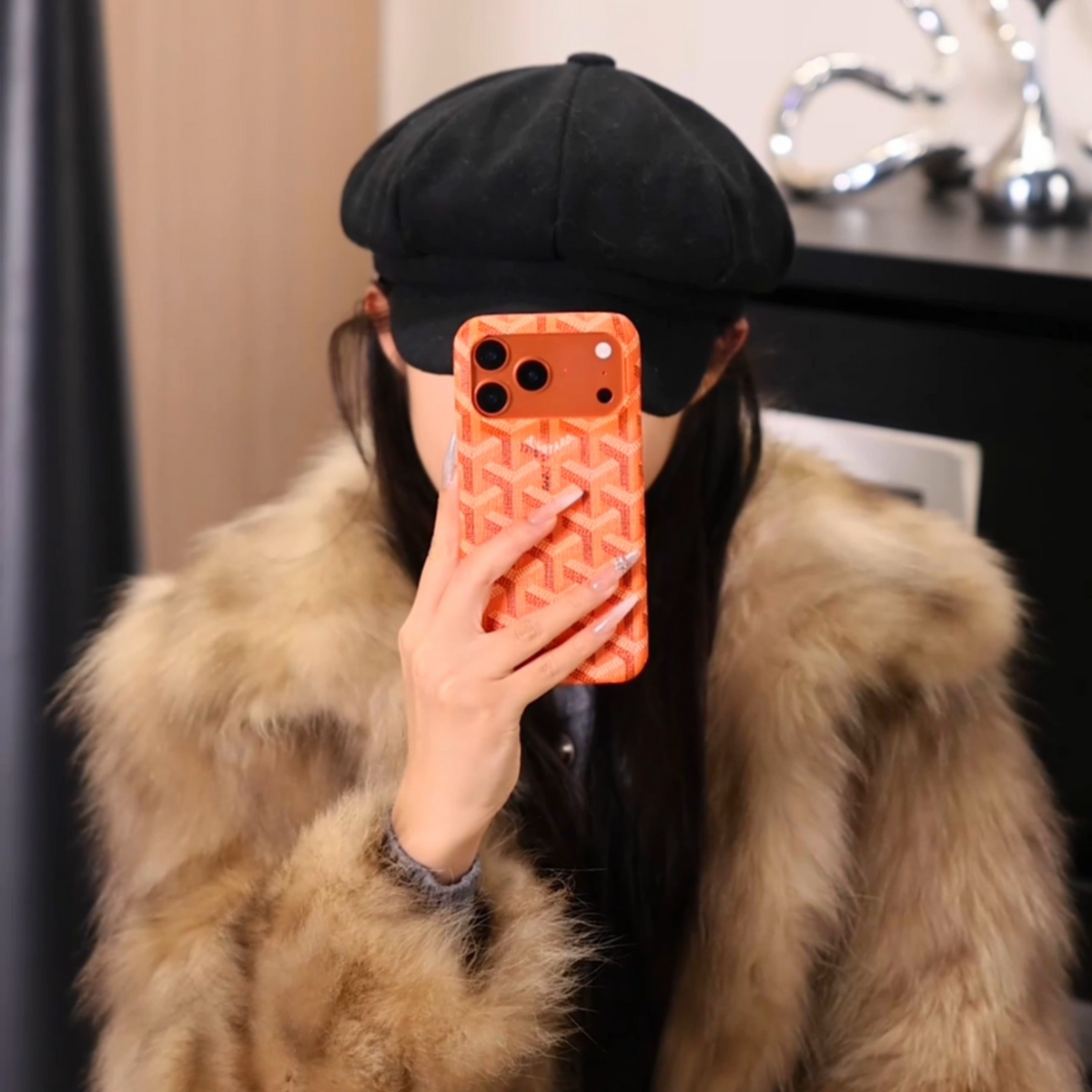 Funda de iPhone naranja texturizada de lujo: cubierta protectora elegante a prueba de golpes