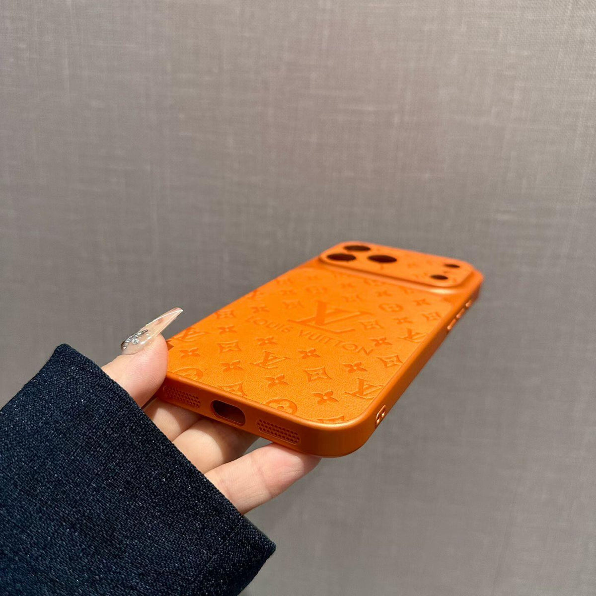 Funda de lujo para iPhone con estampado en relieve