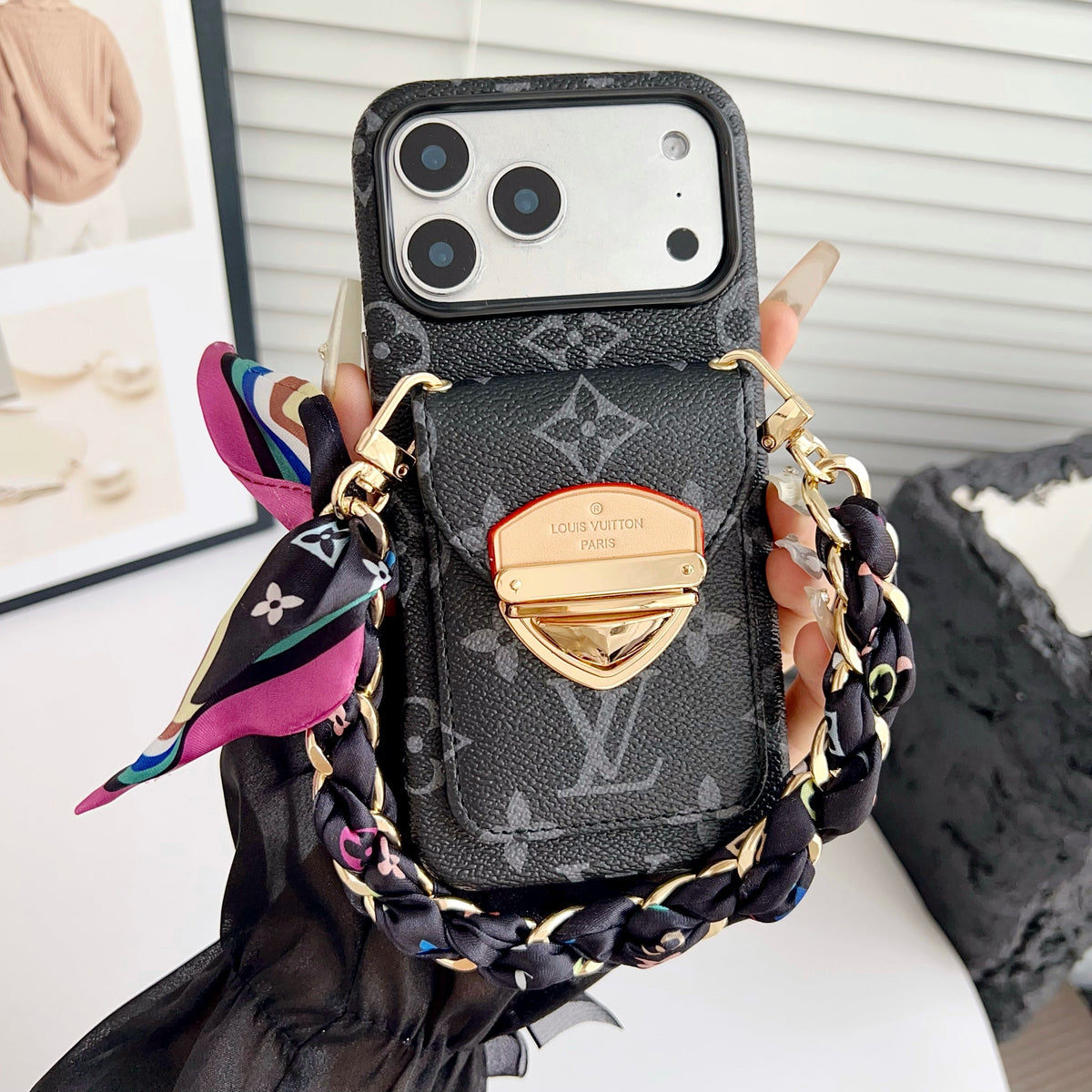 Funda cruzada de lujo para iPhone con bolsillo para tarjetas y correa desmontable