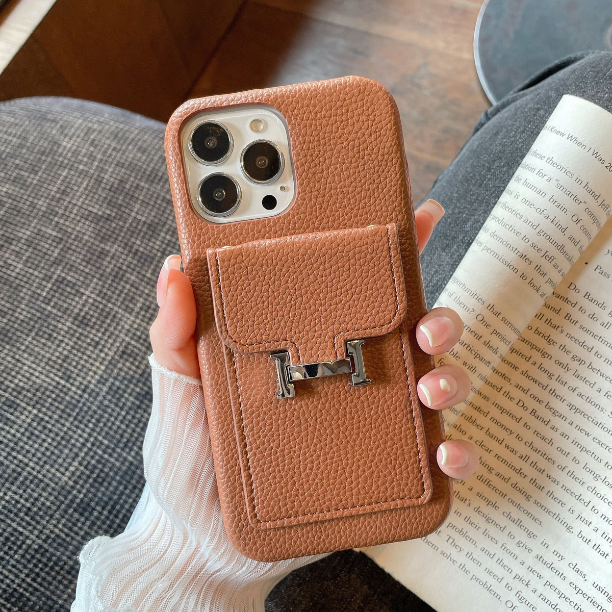 H-korthållare iPhone-fodral i läder