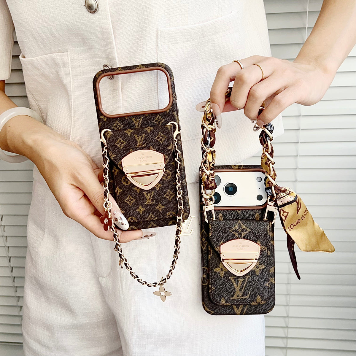 Funda cruzada de lujo para iPhone con bolsillo para tarjetas y correa desmontable