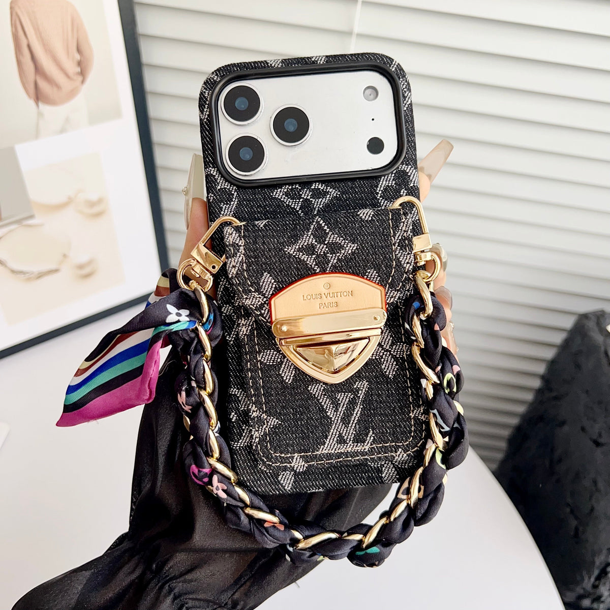 Funda cruzada de lujo para iPhone con bolsillo para tarjetas y correa desmontable