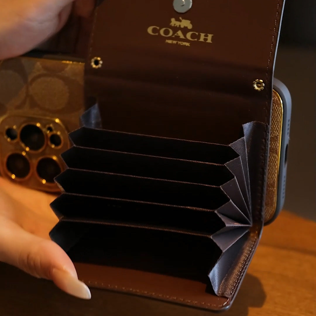 Funda vintage para iPhone con monograma, tarjetero y correa ajustable
