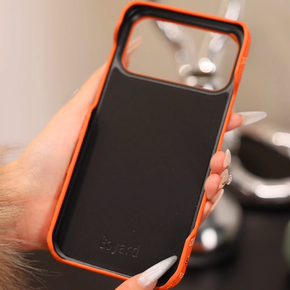 Funda de iPhone naranja texturizada de lujo: cubierta protectora elegante a prueba de golpes