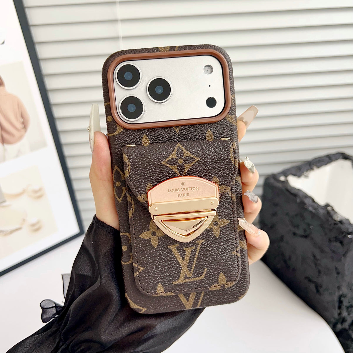Funda cruzada de lujo para iPhone con bolsillo para tarjetas y correa desmontable