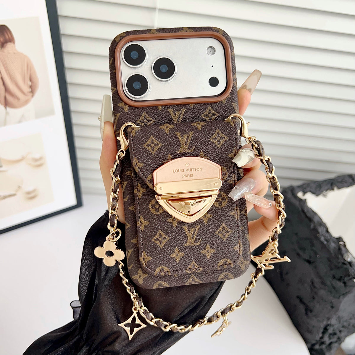 Funda cruzada de lujo para iPhone con bolsillo para tarjetas y correa desmontable