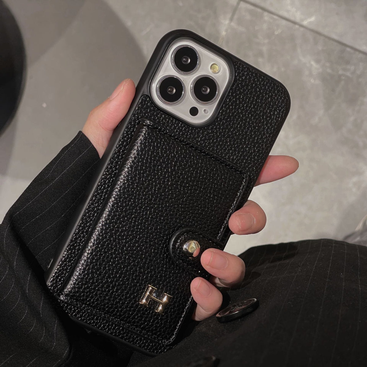 H Läderkorthållare iPhonefodral