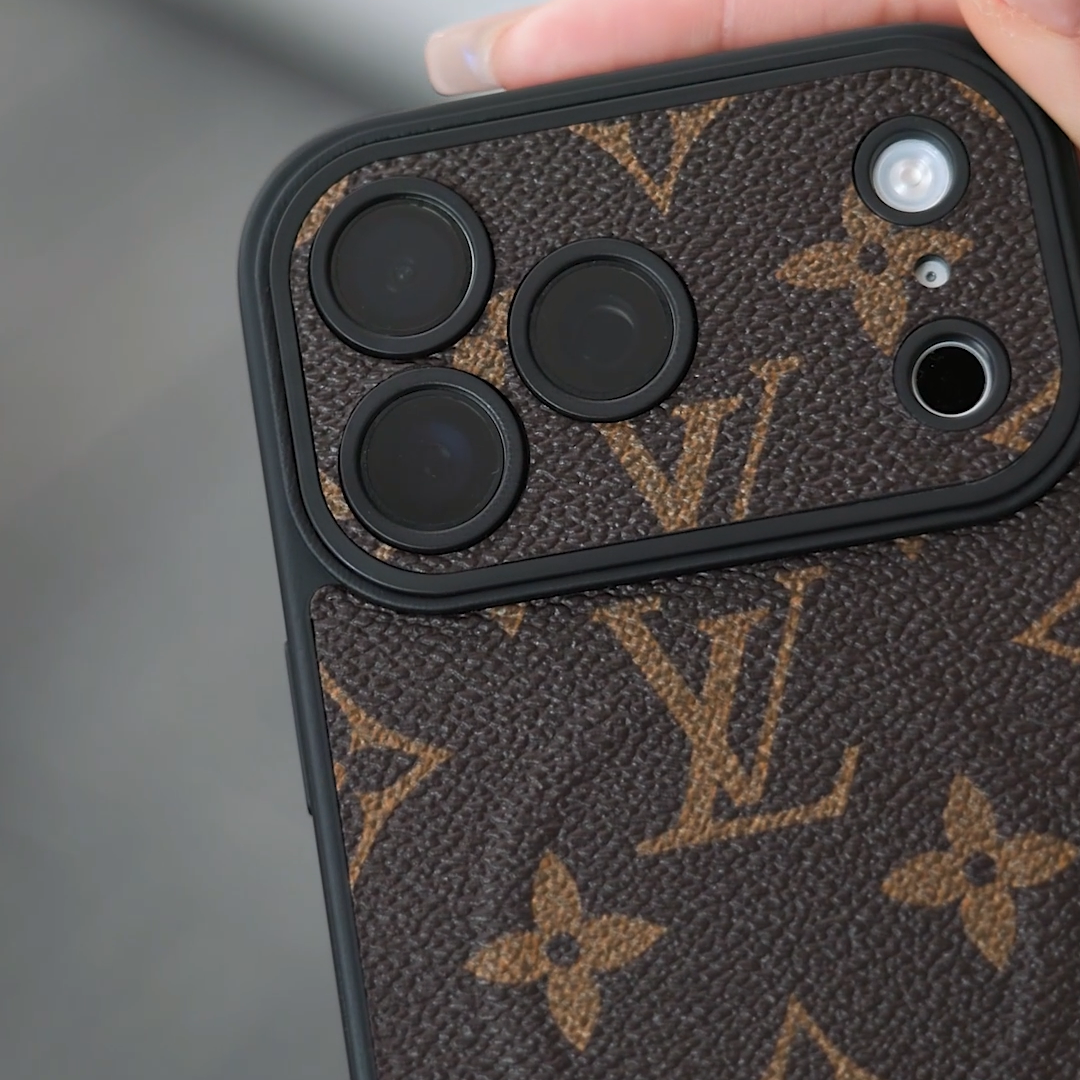 Funda MagSafe clásica de cuero para iPhone