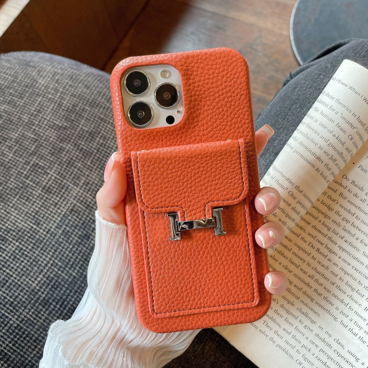 H-korthållare iPhone-fodral i läder