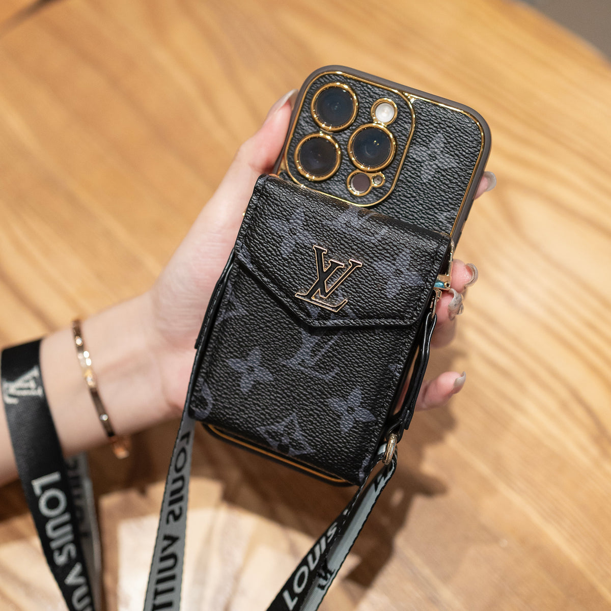 Funda de iPhone con tarjetero de lujo clásico