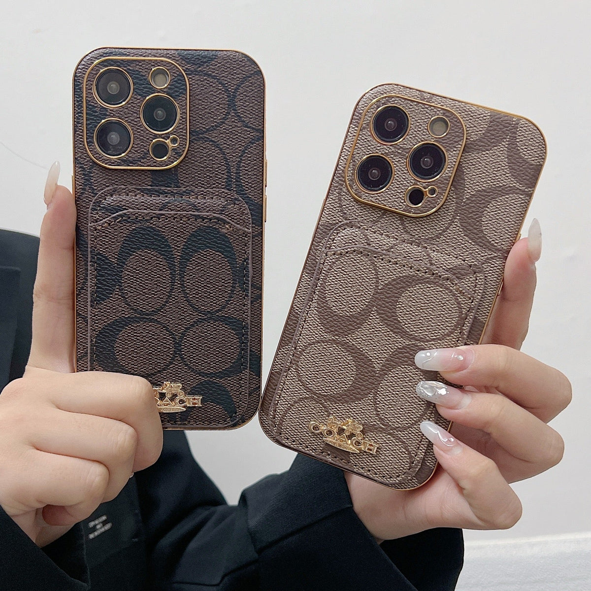 Funda clásica para iPhone con tarjetero Café -KB241651