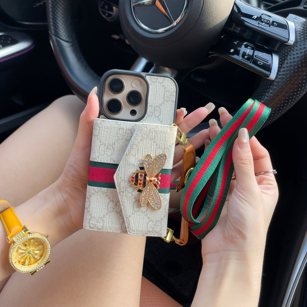 Premium Advanced Crossbody iPhone-fodral med korthållare och axelrem