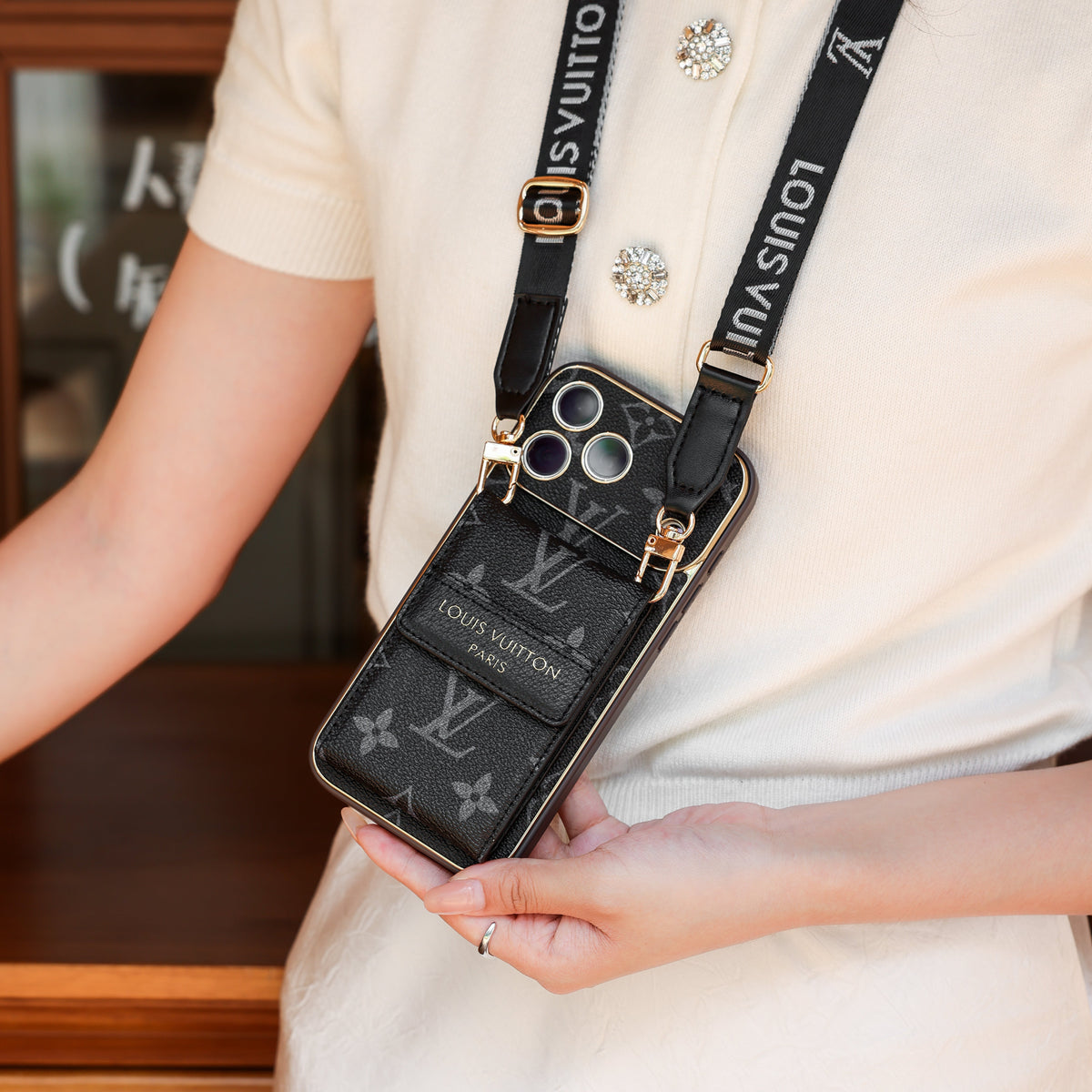 Nuevo estuche clásico de lujo para iPhone con tarjetero y correa cruzada 012