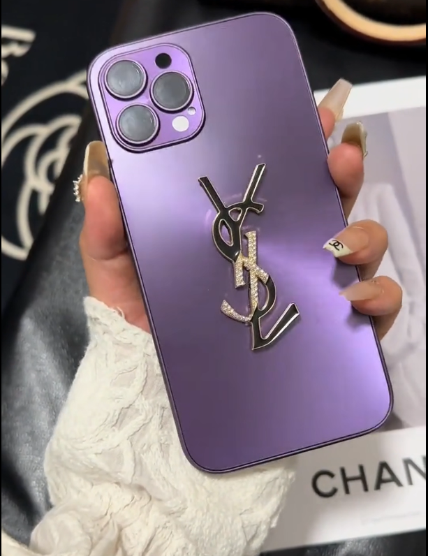 Elegant Letter Shine x Mono iPhone-fodral med kedja